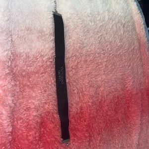 Victoria secret , choker , black , in good condition